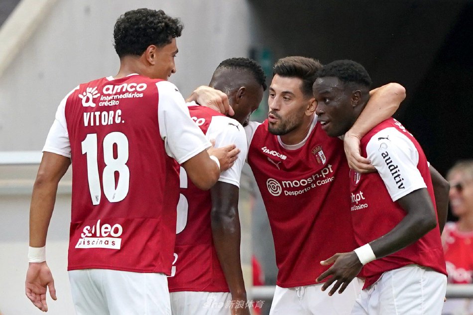 这背后的故 这背后的故