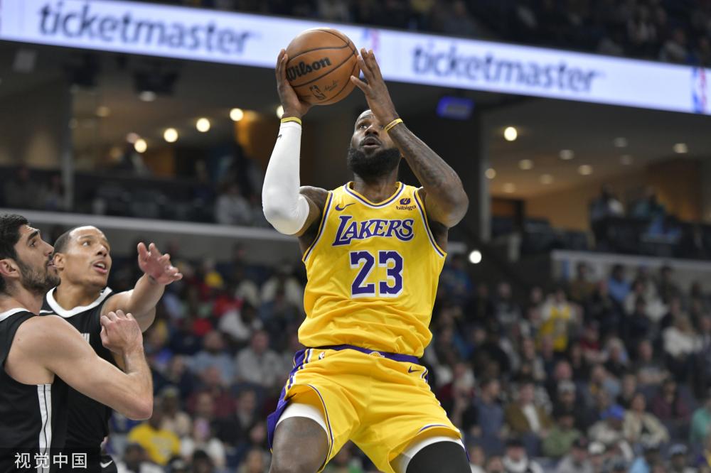 萨的旗帜性 萨的旗帜性